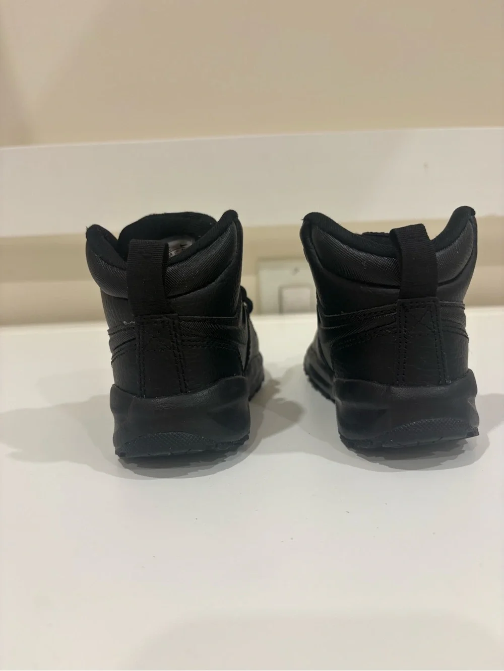 Nike Kids Black High-Top Trail Boots